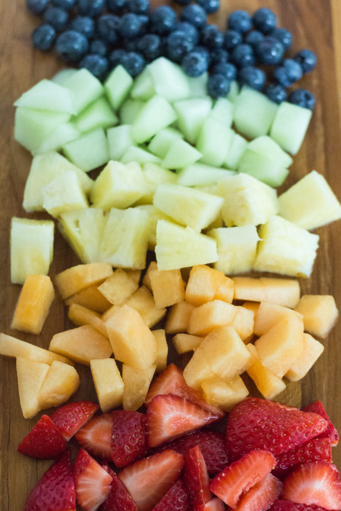 Summer Rainbow Fruit #summer #rainbow #fruit #colorful