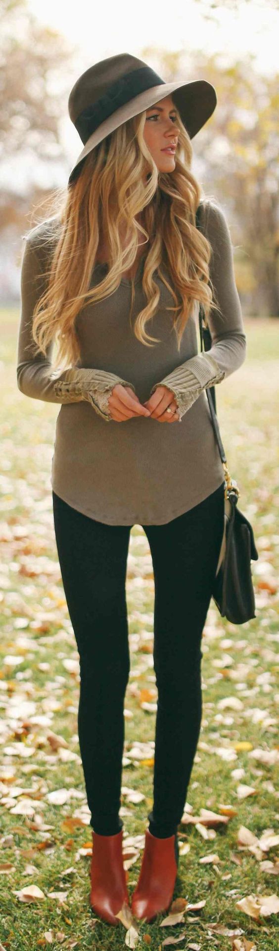 Casual Women's Autumn Outfit