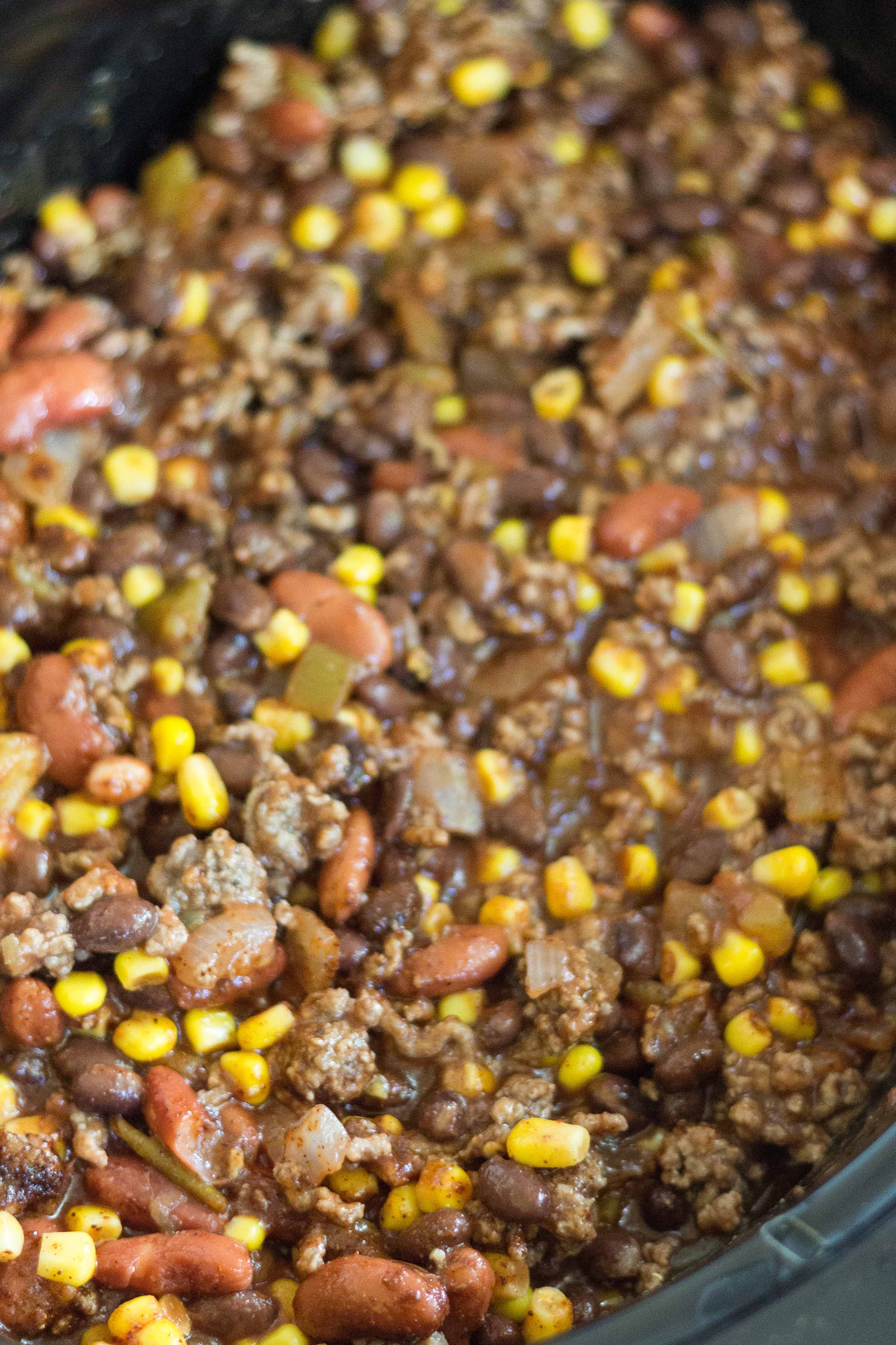 Ground Beef Chili with Corn | https://www.roseclearfield.com