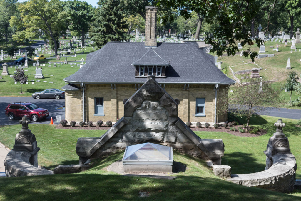 Calvary Cemetery - Doors Open Milwaukee 2016 | https://www.roseclearfield.com