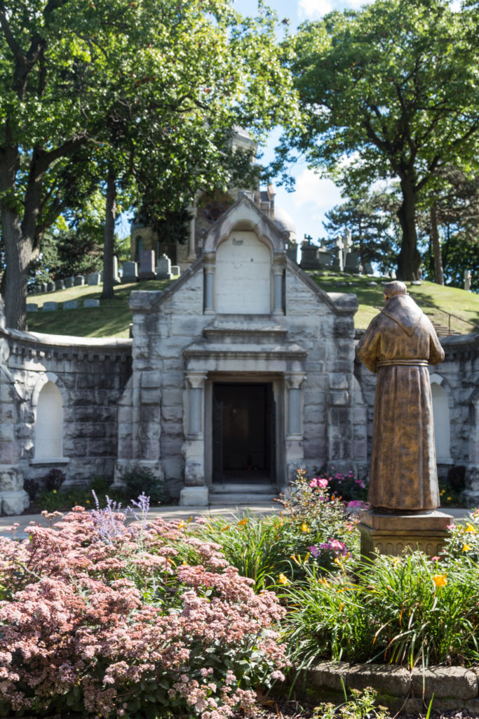 Calvary Cemetery - Doors Open Milwaukee 2016 | https://www.roseclearfield.com