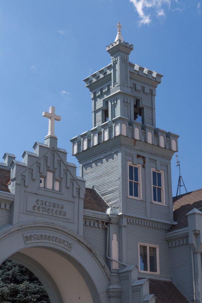 Calvary Cemetery - Doors Open Milwaukee 2016 | https://www.roseclearfield.com