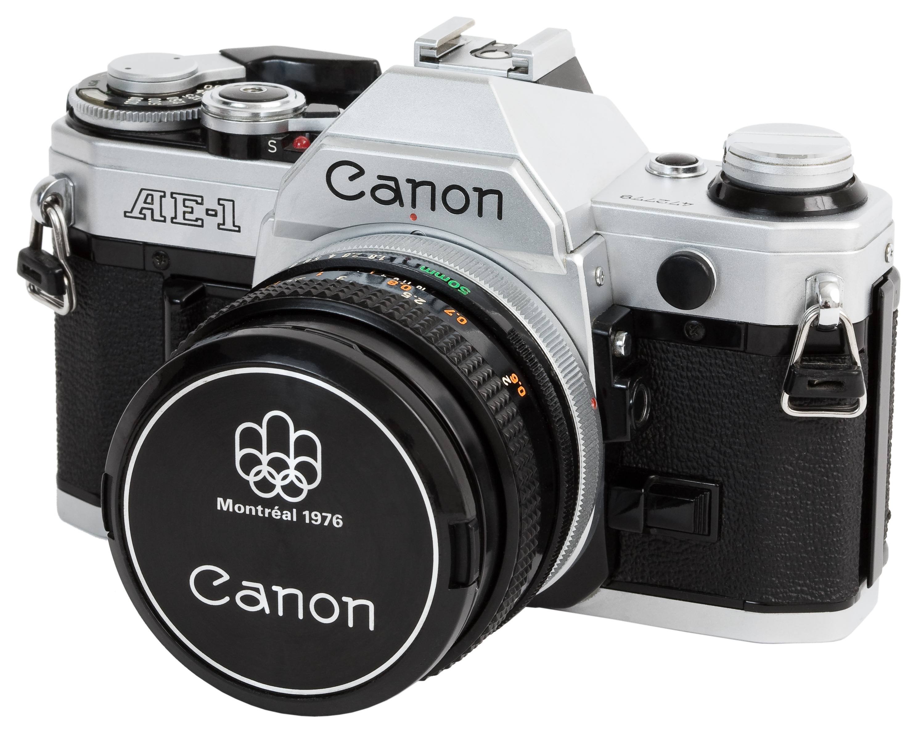 Canon AE-1 with kit 50mm f/1.8 lens...great photography holiday gift! | https://www.roseclearfield.com