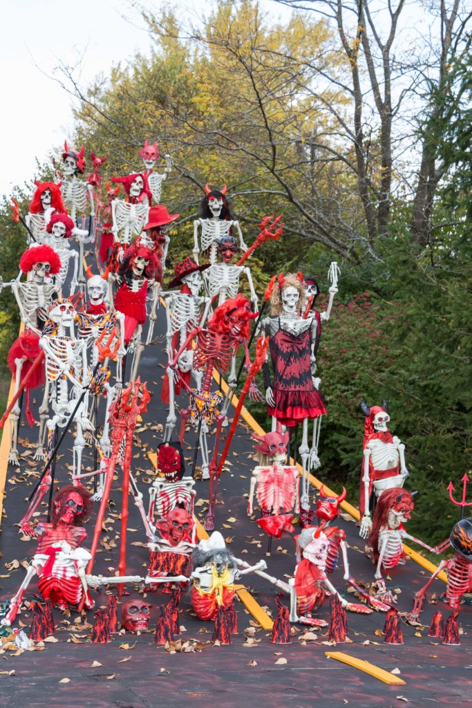 Jim Zamzow's Annual Halloween Display in Hubertus, WI | https://www.roseclearfield.com