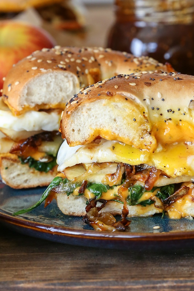 Fall and Winter Grilled Cheese Recipes - Pear Apple Cheddar Caramelized Onion Grilled Cheese Bagel Sandwich - theroastedroot.net | https://www.roseclearfield.com