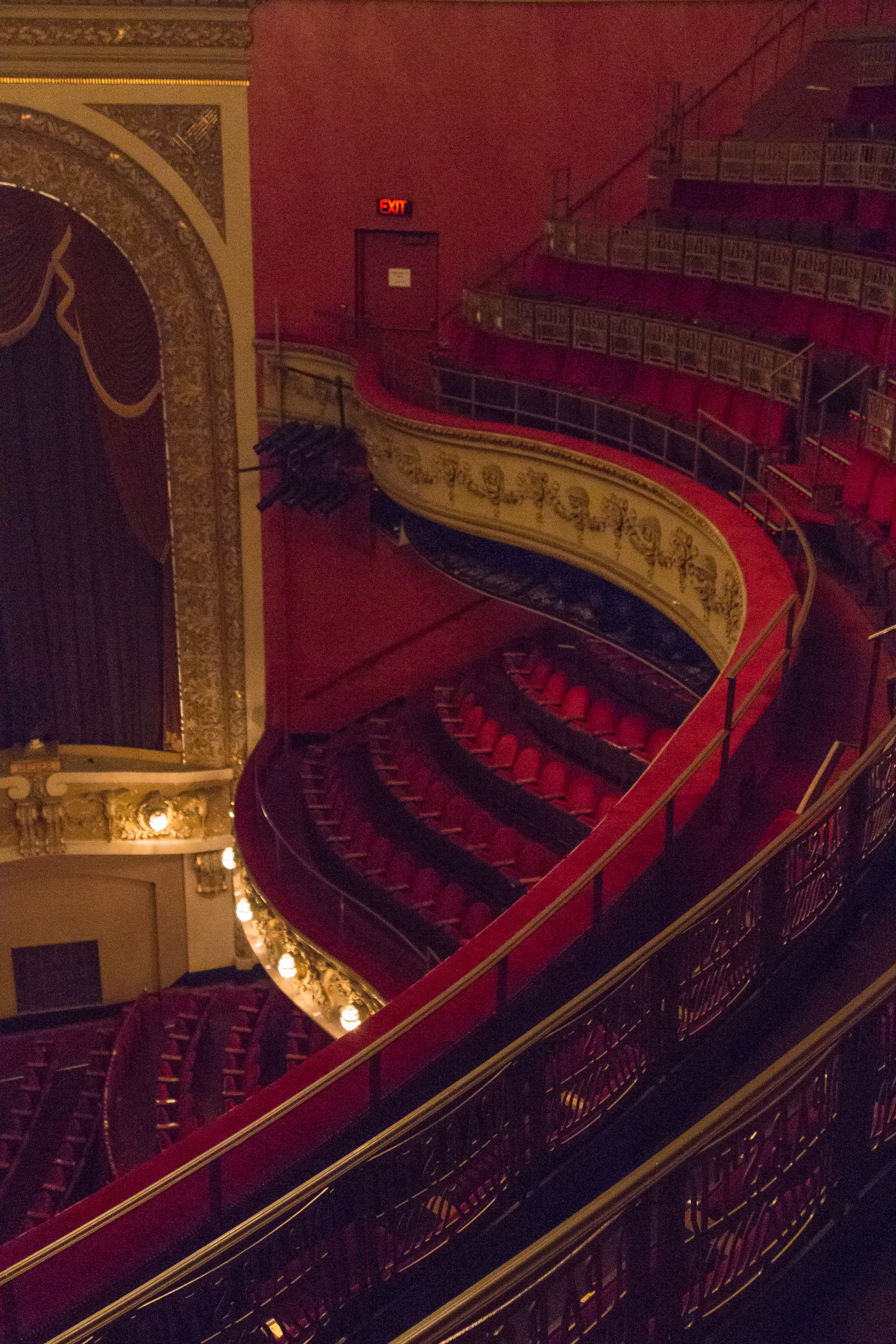 Pabst's Theater Interior Milwaukee, WI | https://www.roseclearfield.com