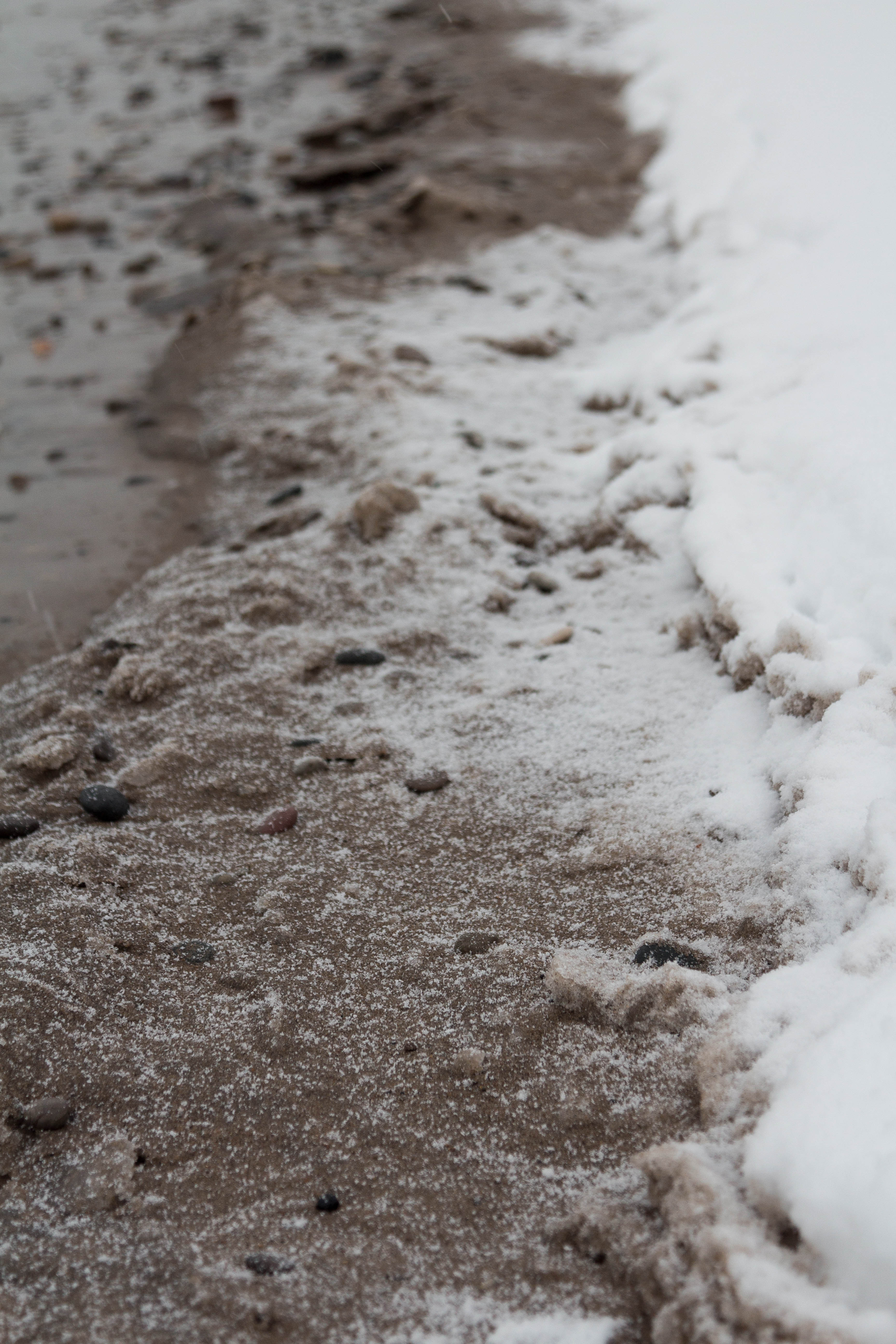 Snowfall on the Lake Michigan Beachfront in Southeast, WI | https://www.roseclearfield.com