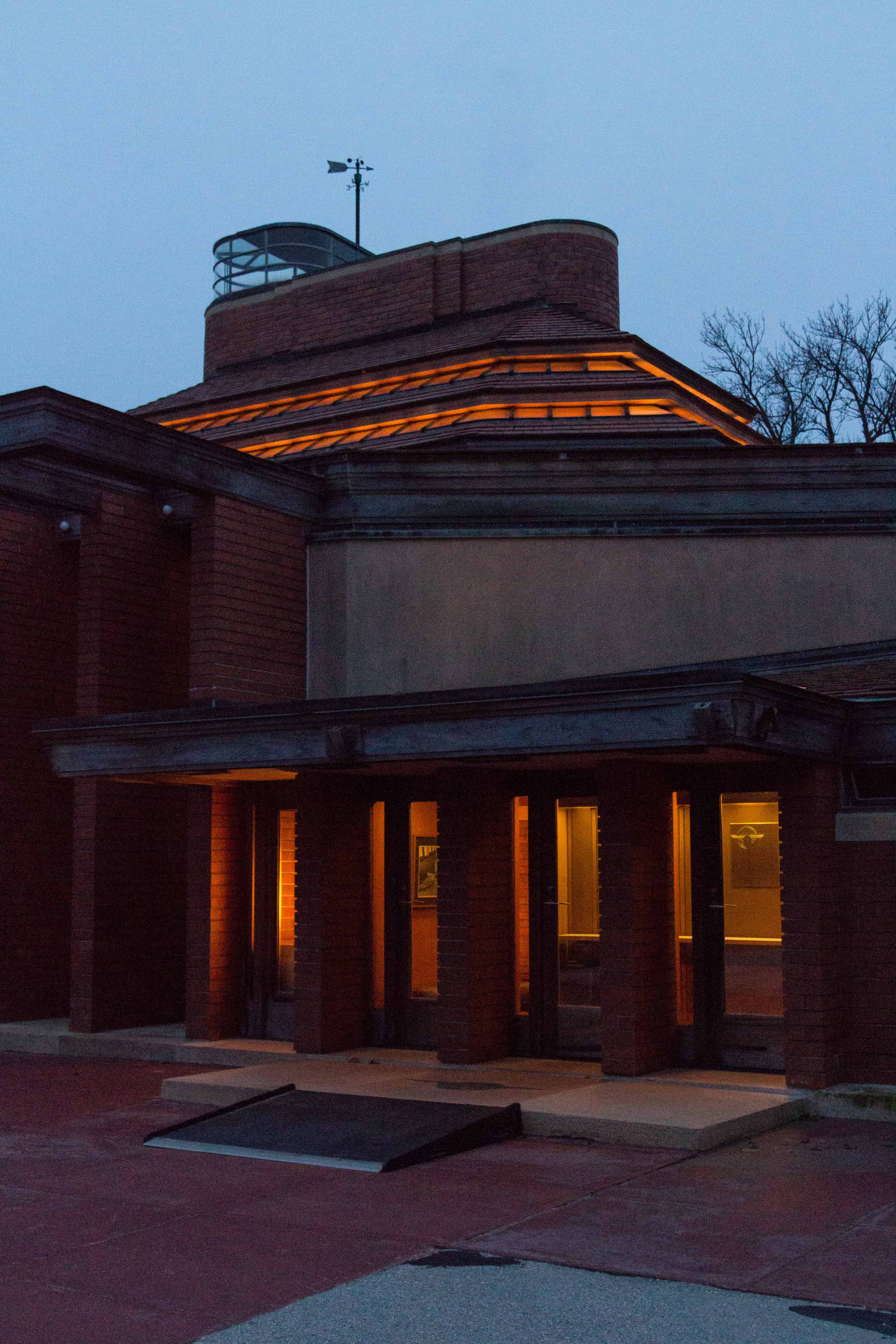 The Johnson Foundation at Wingspread in Racine, WI - Frank Lloyd Wright architecture | https://www.roseclearfield.com