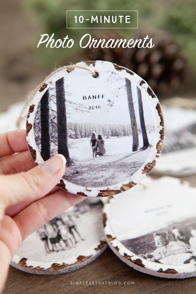 Last-Minute Homemade Christmas Gift Ideas - 10-minute photo keepsake ornaments. | https://www.roseclearfield.com