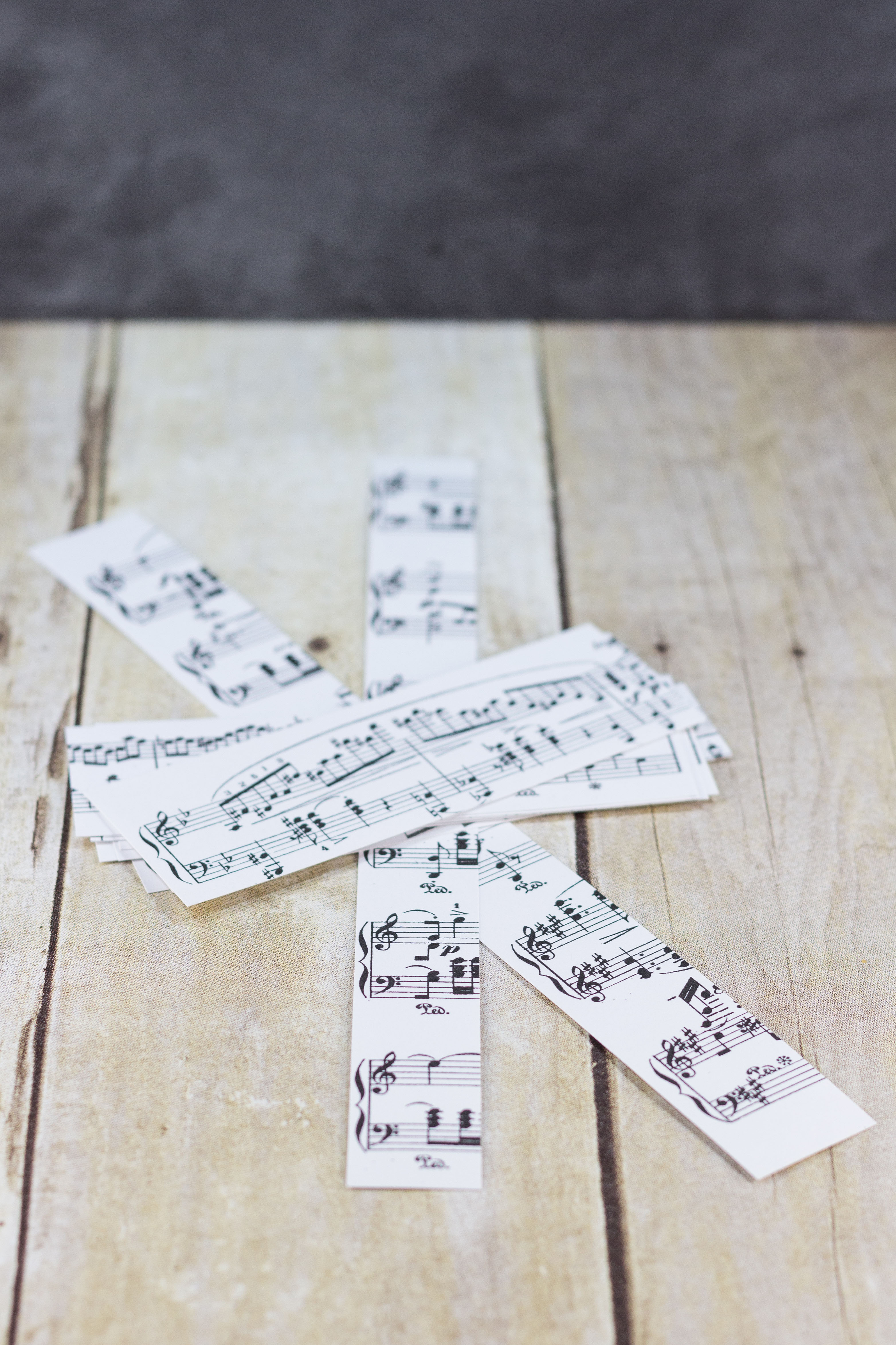 DIY Just a Note Sheet Music Greeting Card Tutorial | https://www.roseclearfield.com