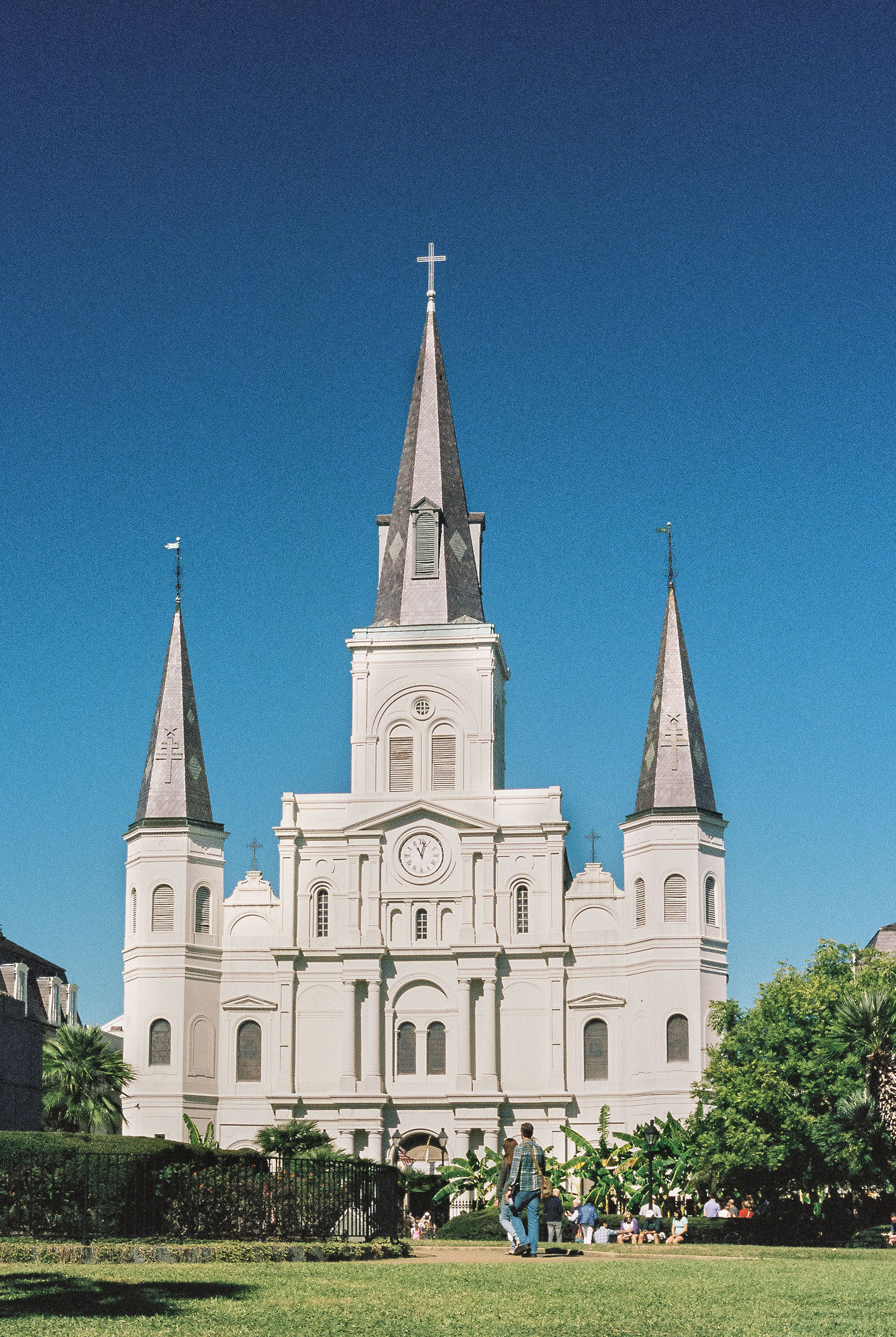 New Orleans, October 2016, Film Photography - Canon AE-1, 50mm f/1.8, Portra 400 | https://www.roseclearfield.com