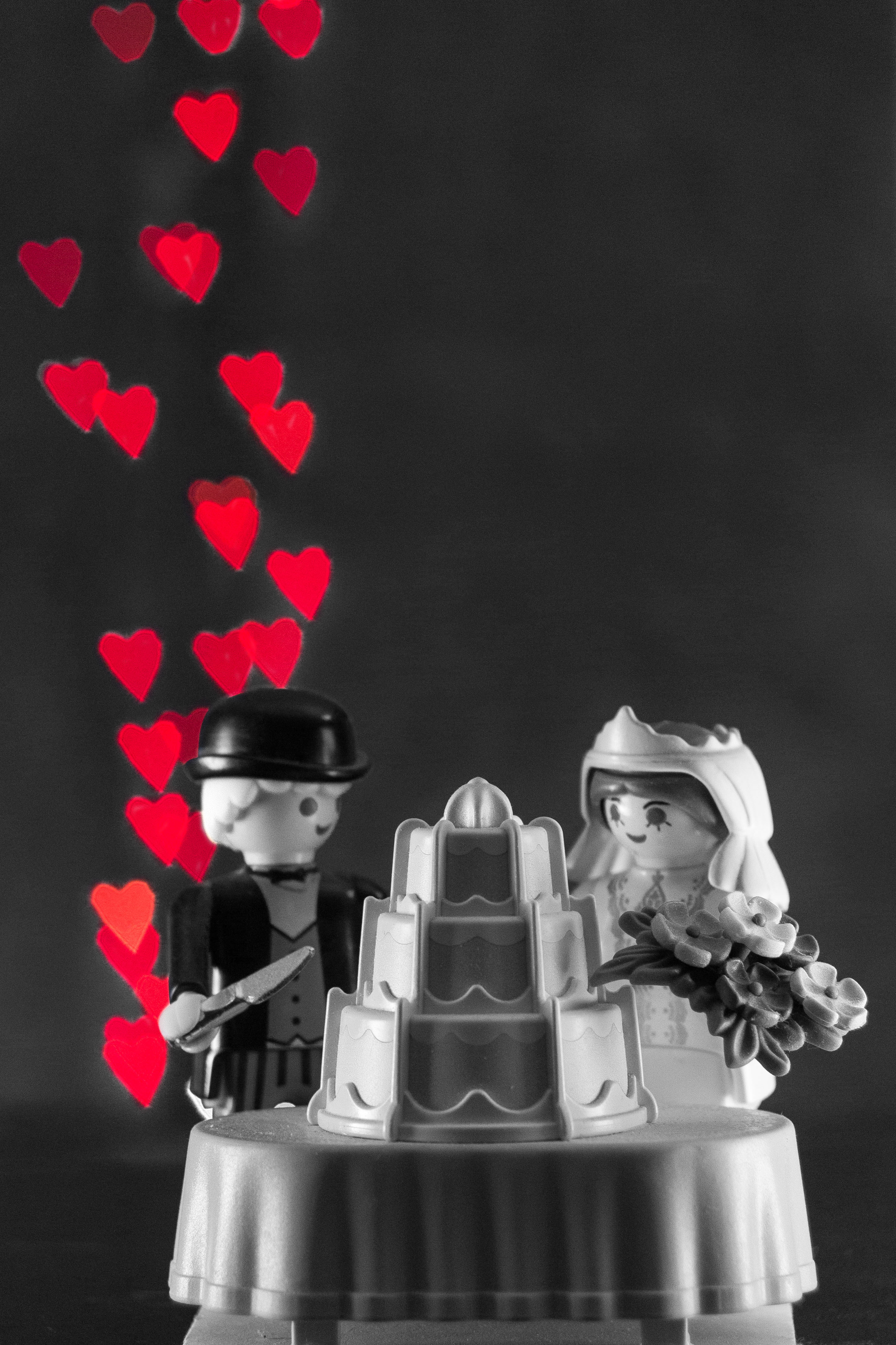 Playmobile Wedding Couple With Heart Bokeh and Selective Color | https://www.roseclearfield.com