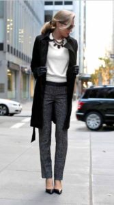 Winter Business Casual Fashion Inspiration | https://www.roseclearfield.com