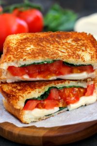 Spring and Summer Grilled Cheese Recipes - Caprese Grilled Cheese via Pumpkin 'n Spice | https://www.roseclearfield.com