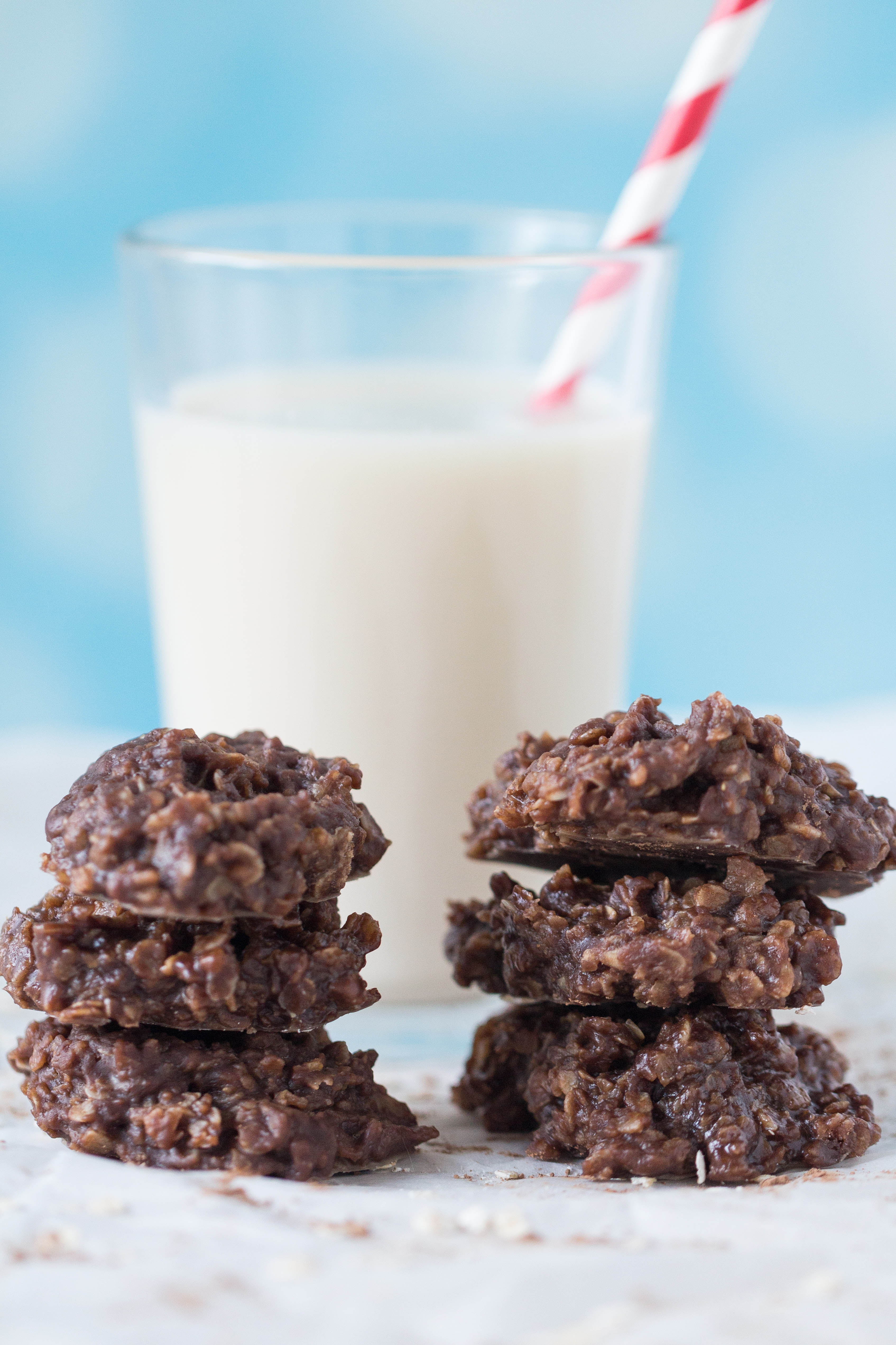No-Bake Chocolate Oatmeal Peanut Butter Cookies | https://www.roseclearfield.com