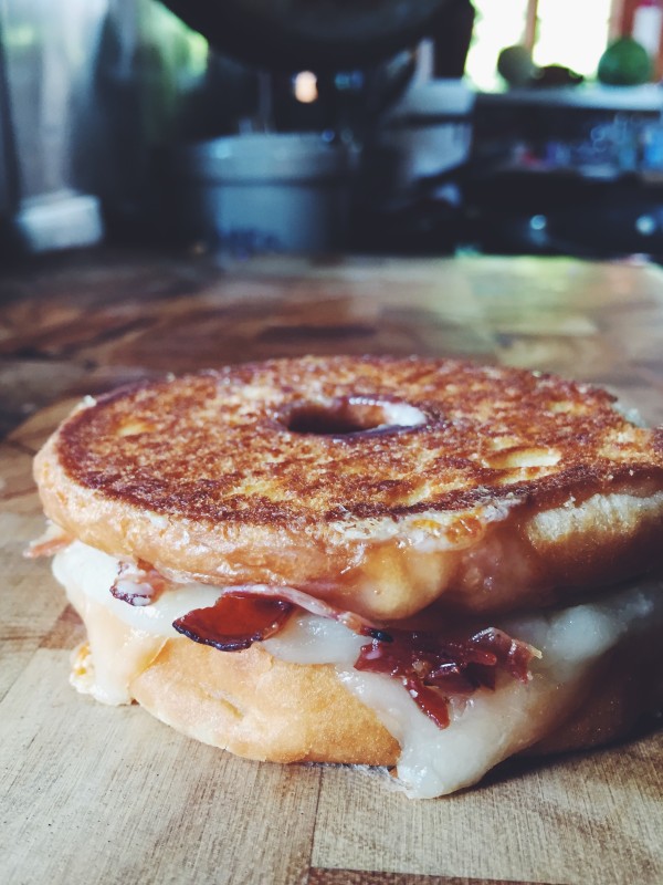 Dessert Grilled Cheese Recipes - The Fat Boy Donut Grilled Cheese with Bacon Maple Glaze via Grilled Cheese Social | https://www.roseclearfield.com