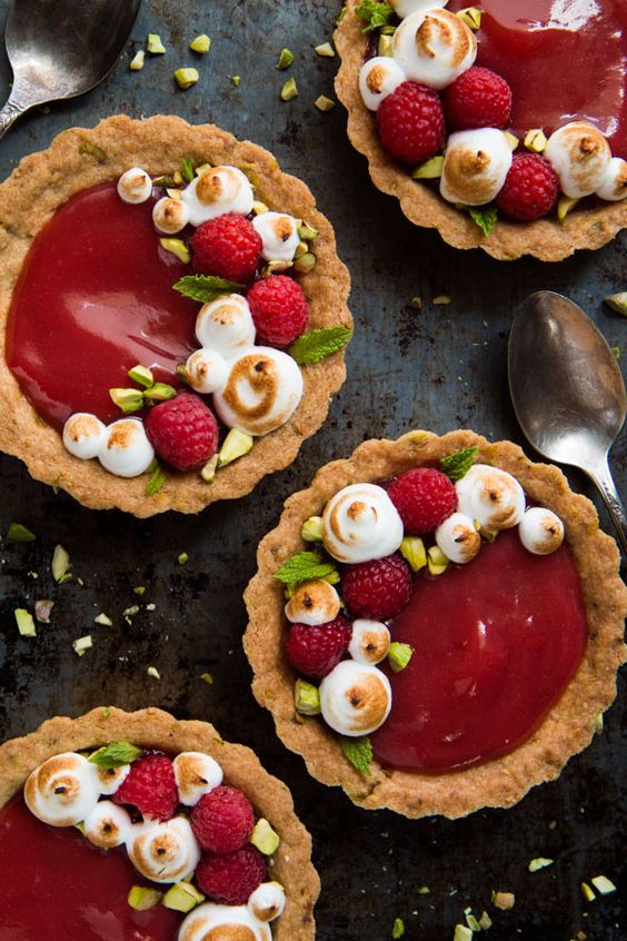 Memorial Day Inspiration - Individual Rhubarb Tarts via Will Cook for Friends | https://www.roseclearfield.com