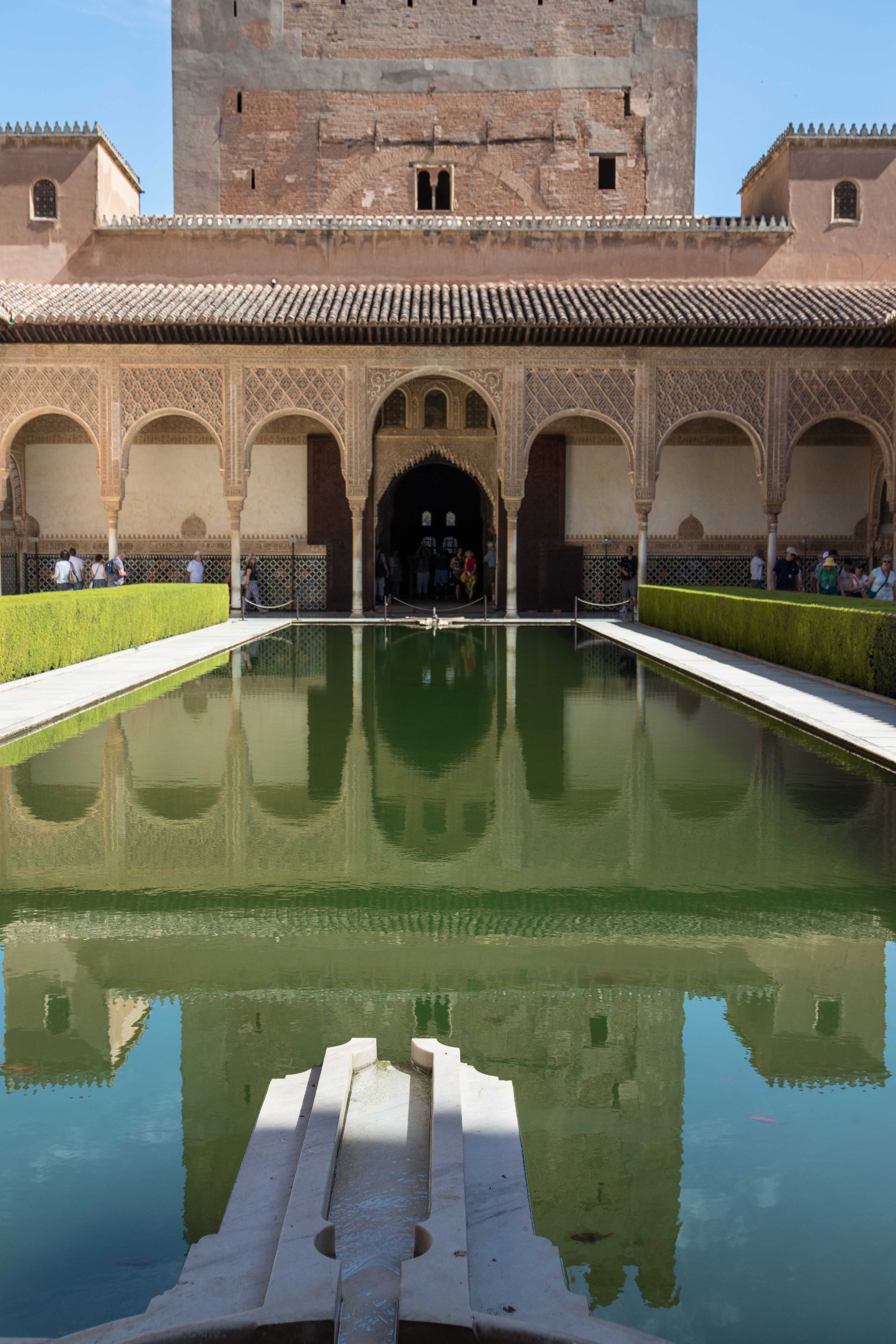 Alhambra Reflecting Pool | https://www.roseclearfield.com