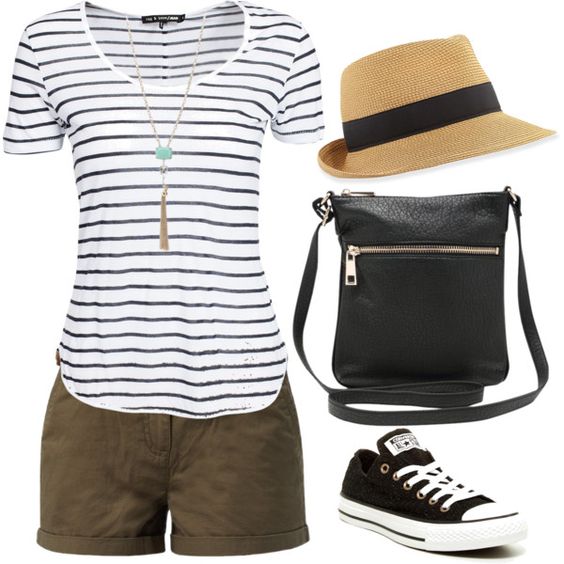 Casual Summer Fashion Inspiration | https://www.roseclearfield.com