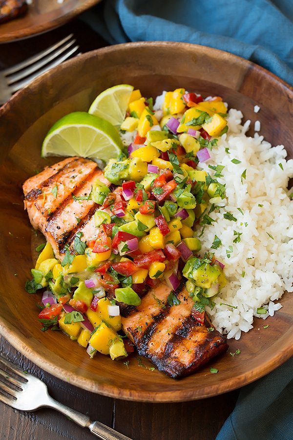 30 Days of Healthy Grilling Recipes - Grilled Lime Salmon with Avocado Mango Salsa and Coconut Rice via Cooking Classy | https://www.roseclearfield.com