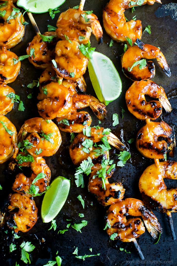 30 Days of Healthy Grilling Recipes - Honey Sriracha Grilled Shrimp via Joyful Healthy Eats | https://www.roseclearfield.com