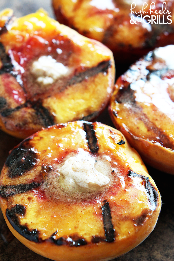 30 Days of Grilled Desserts - Cinnamon Sugar Grilled Peaches via High Heels and Grills | https://www.roseclearfield.com