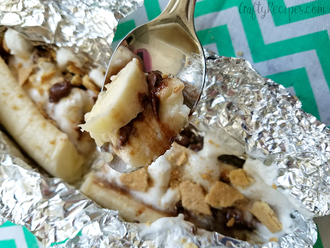 30 Days of Grilled Desserts - S'mores Banana Boats via Crafty Recipes | https://www.roseclearfield.com