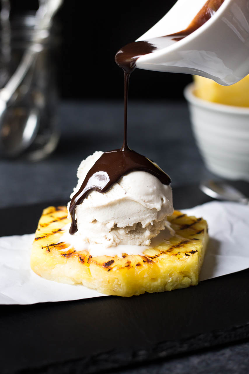 30 Days of Grilled Desserts - Vegan Grilled Pineapple Sundaes via Fooduzzi | https://www.roseclearfield.com