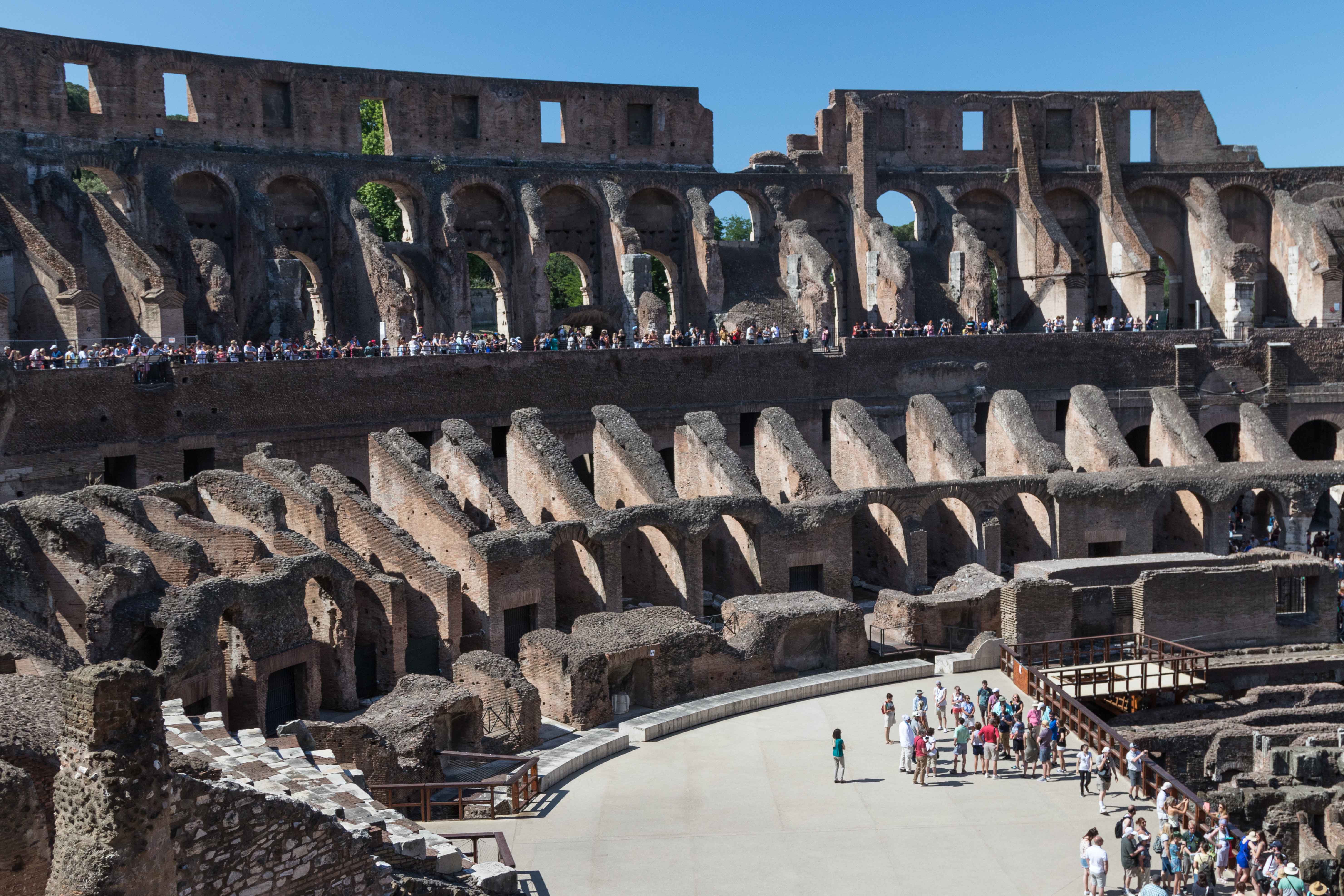 Mediterranean Cruise: Colosseum and Roman Forum | https://www.roseclearfield.com