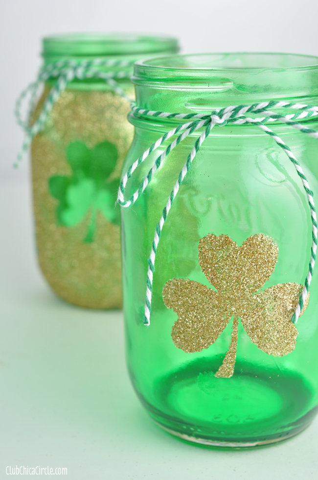 Hant Tinted Shamrock Mason Jars via Club Chia Circle at Mom 4 Real | https://www.roseclearfield.com