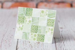 Simple DIY St. Patrick's Day Cards | https://www.roseclearfield.com