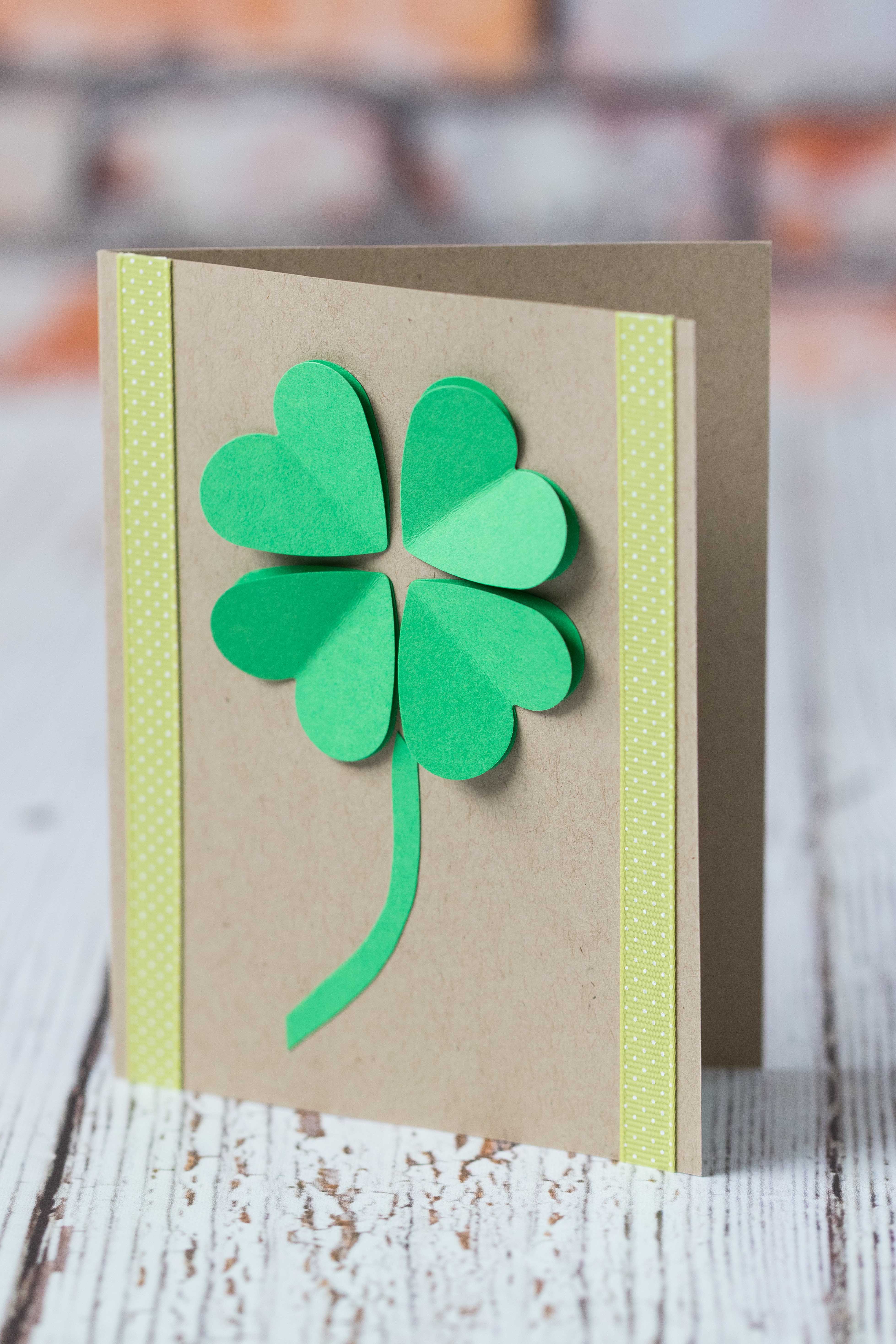 Simple DIY St. Patrick's Day Cards | https://www.roseclearfield.com