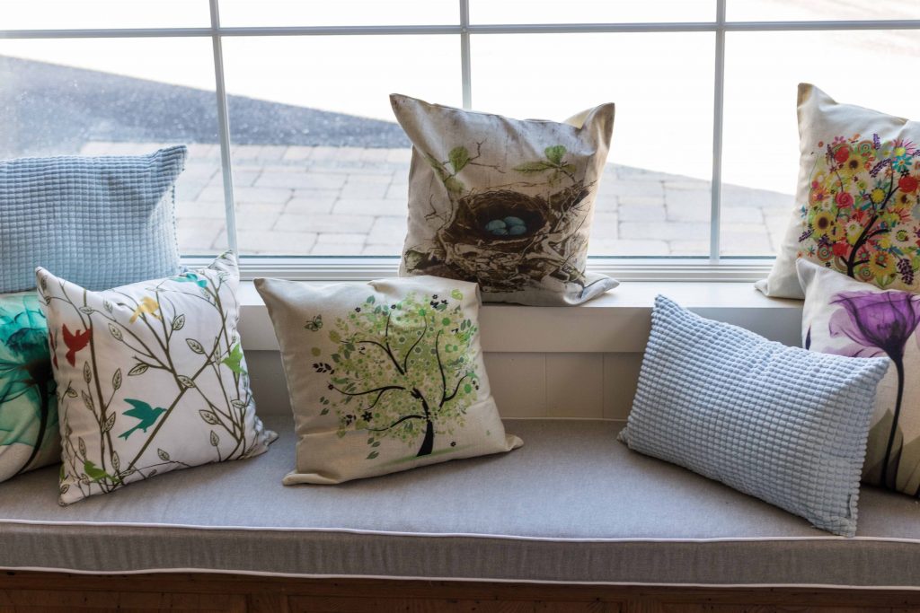 10 and Under Spring Throw Pillows on Amazon • Rose Clearfield