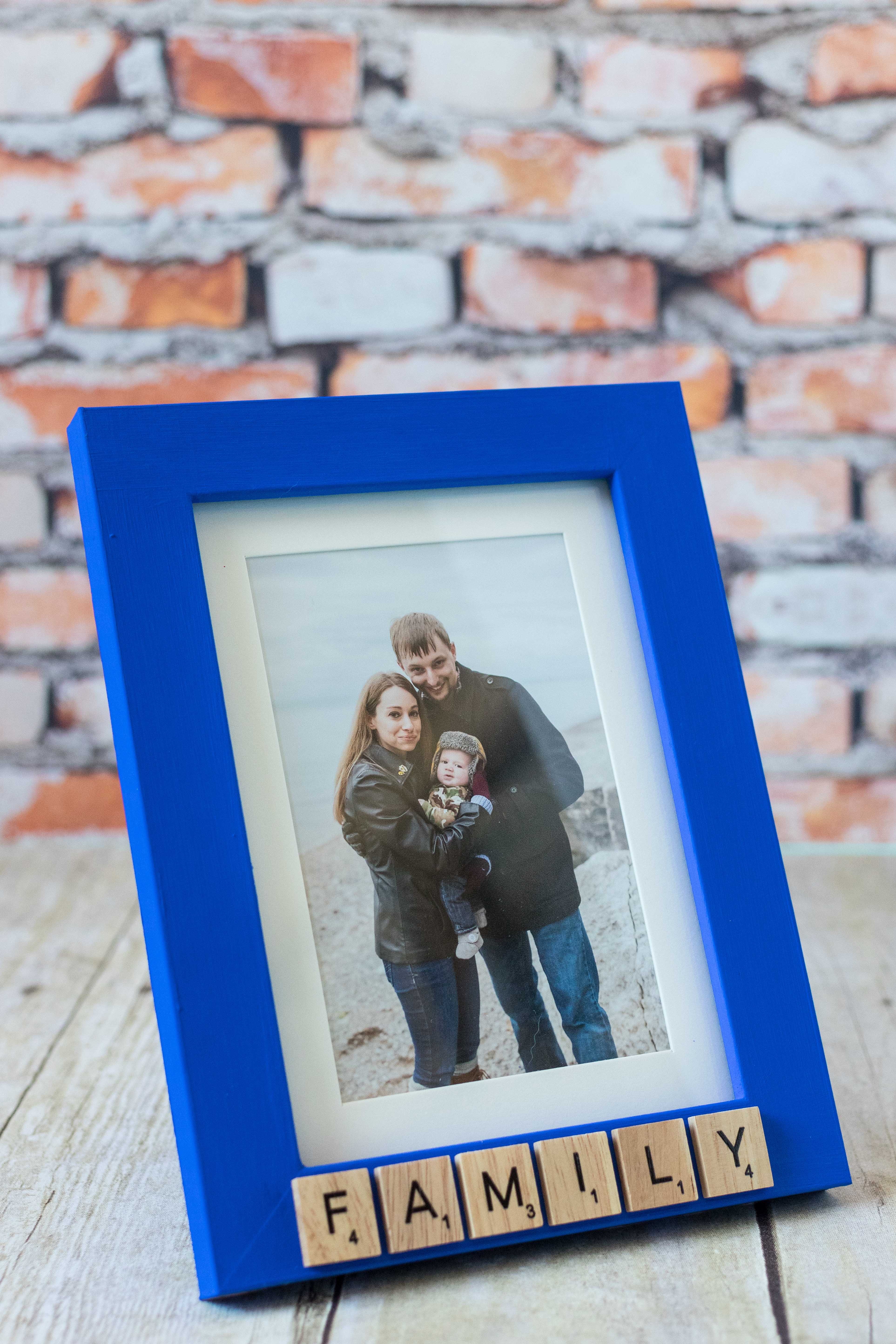 DIY Scrabble Tile Picture Frame | https://www.roseclearfield.com