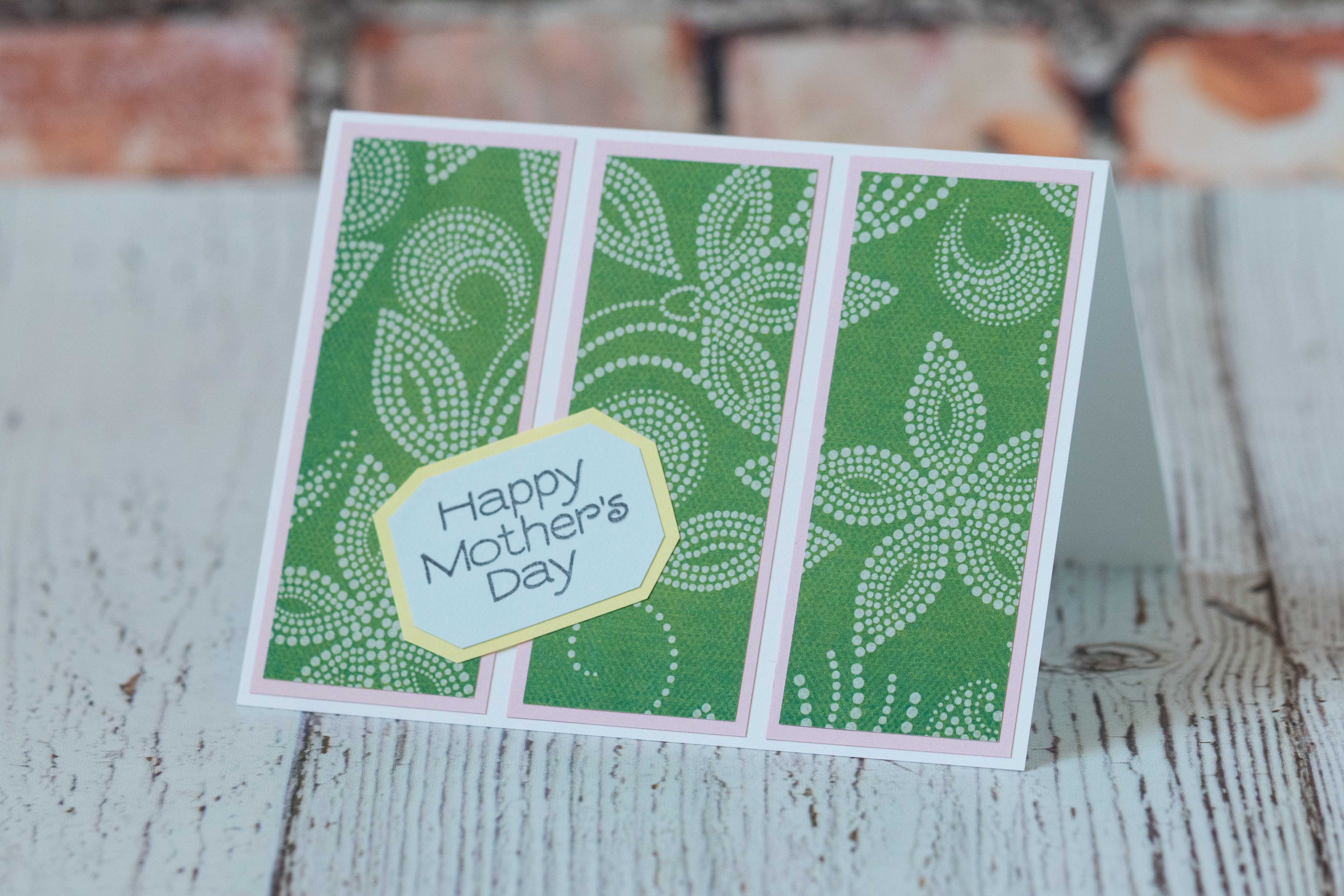 10 Simple DIY Mother's Day Cards | https://www.roseclearfield.com