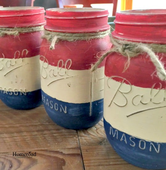 4th of July Mason Jar Decor - Americana Painted Mason Jars via Home Road | https://www.roseclearfield.com