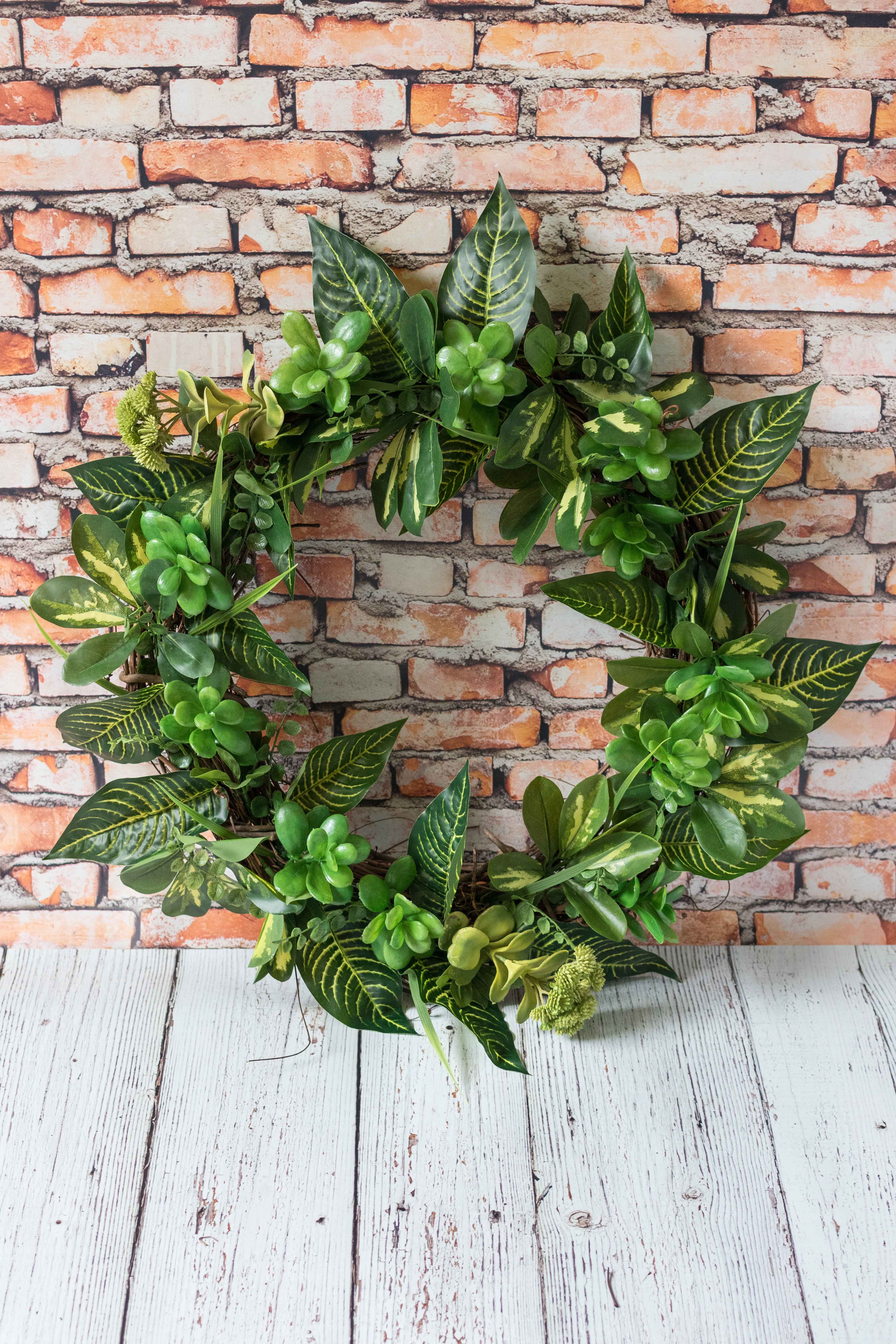 DIY Faux Greenery Wreath | https://www.roseclearfield.com