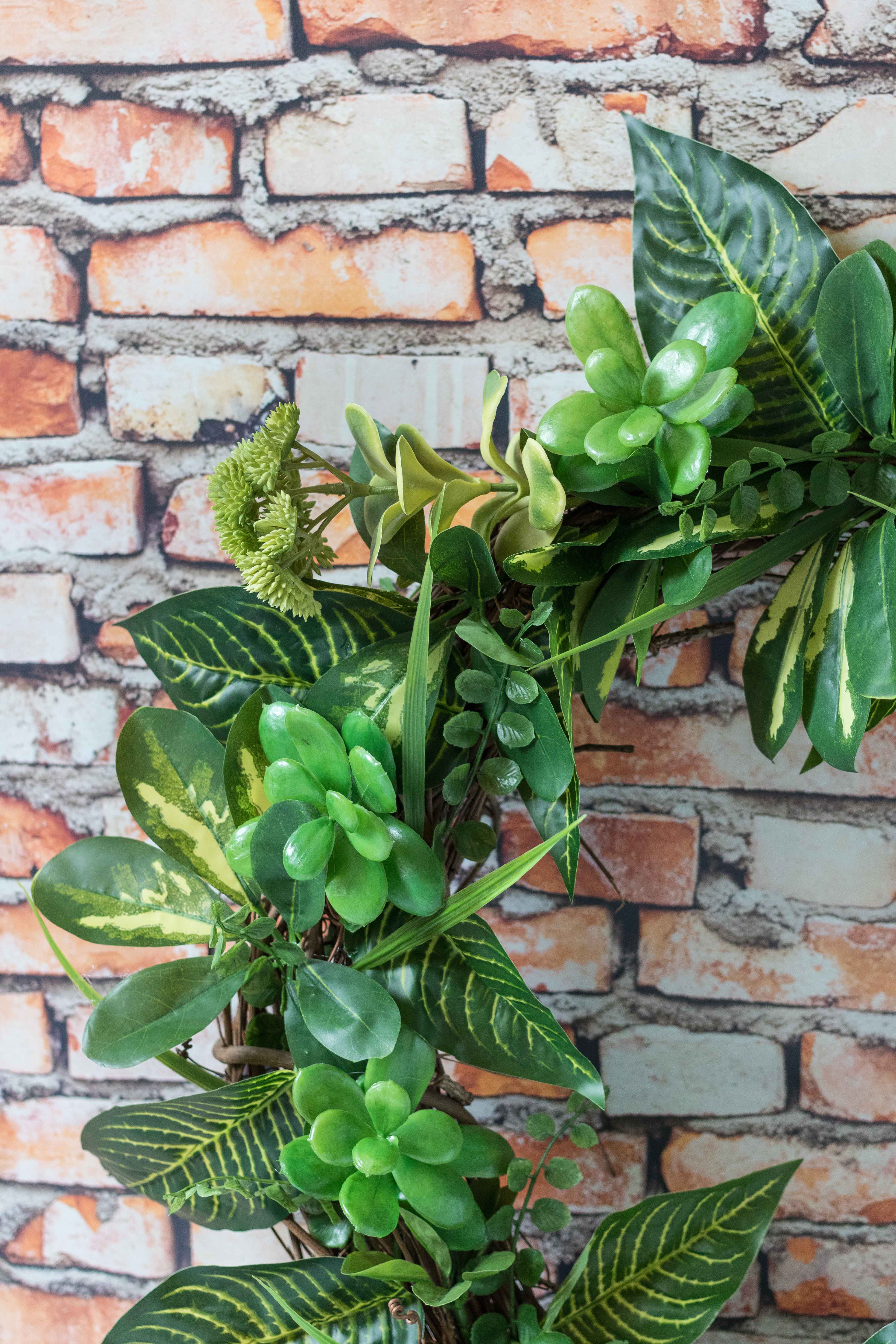 DIY Faux Greenery Wreath | https://www.roseclearfield.com