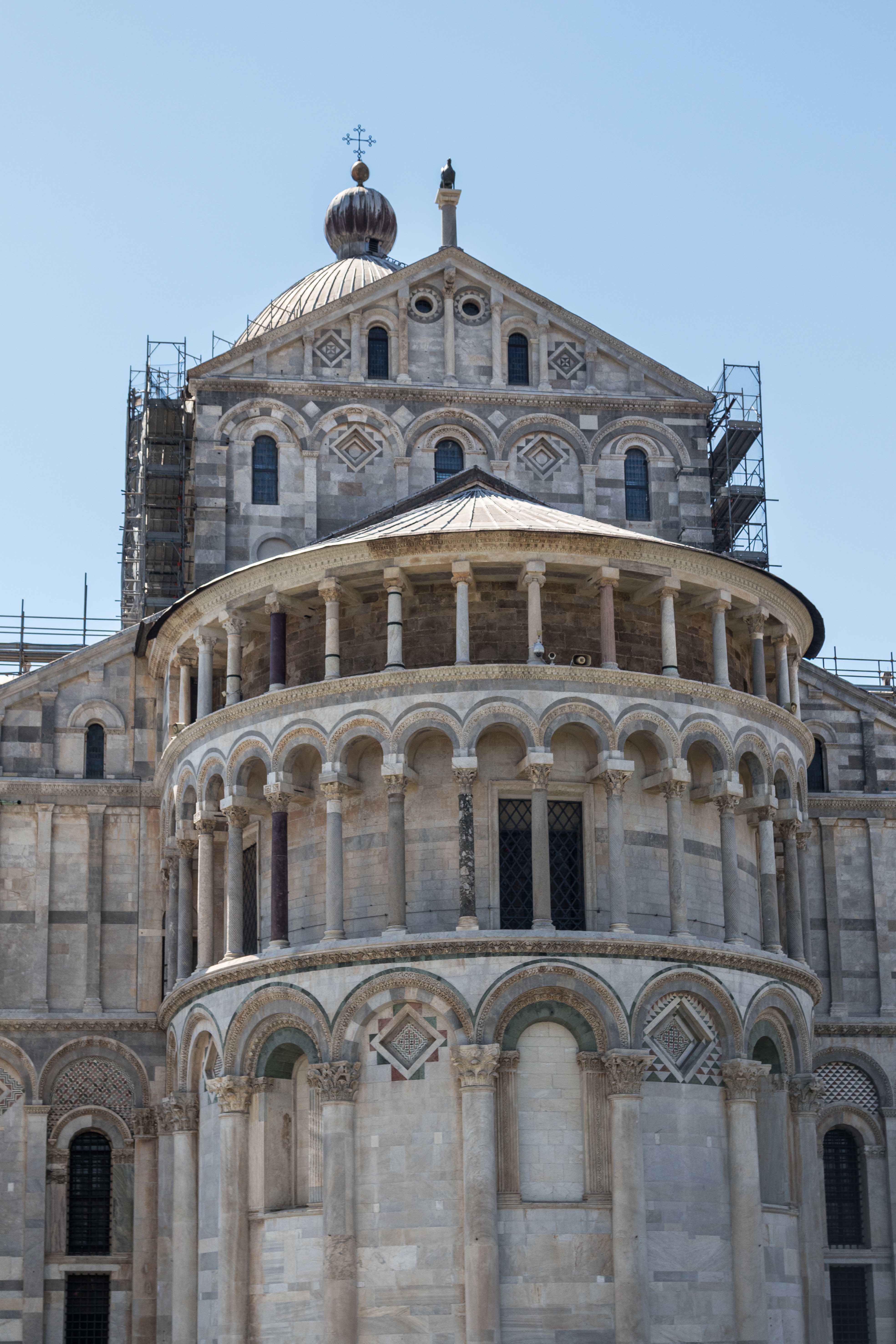 Mediterranean Cruise - Pisa, Italy | https://www.roseclearfield.com