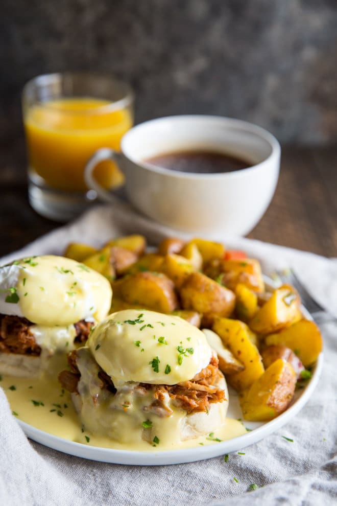 Breakfast for Dinner Ideas - Pulled Pork Eggs Benedict via Culinary Hill | https://www.roseclearfield.com