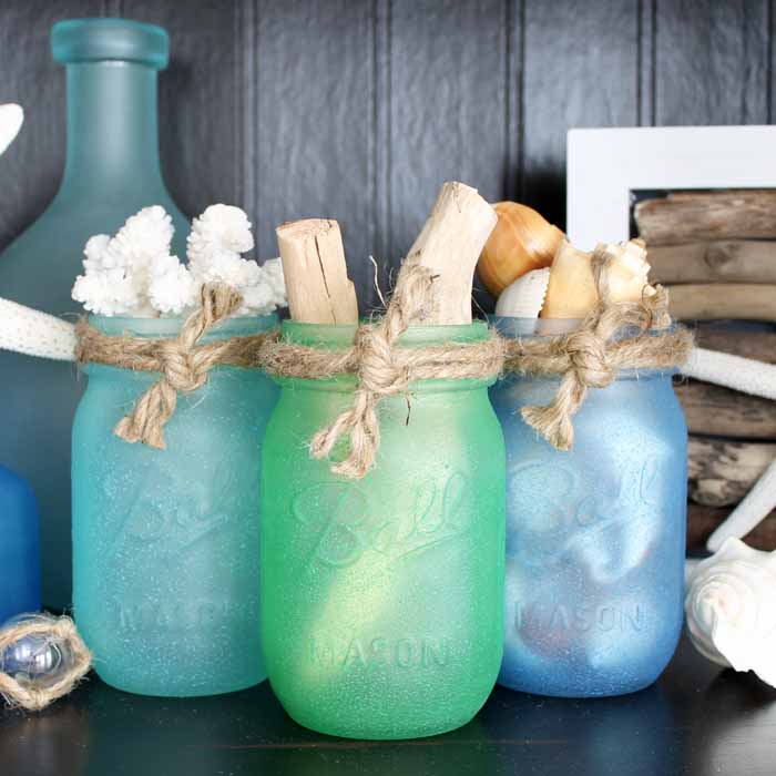 Summer Mason Jar Decor - Sea Glass Painted Mason Jars via The Country Chic Cottage | https://www.roseclearfield.com