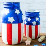 4th of July Mason Jar Decor - Stars and Stripes Mason Jars via Mason Jar Crafts Love | https://www.roseclearfield.com