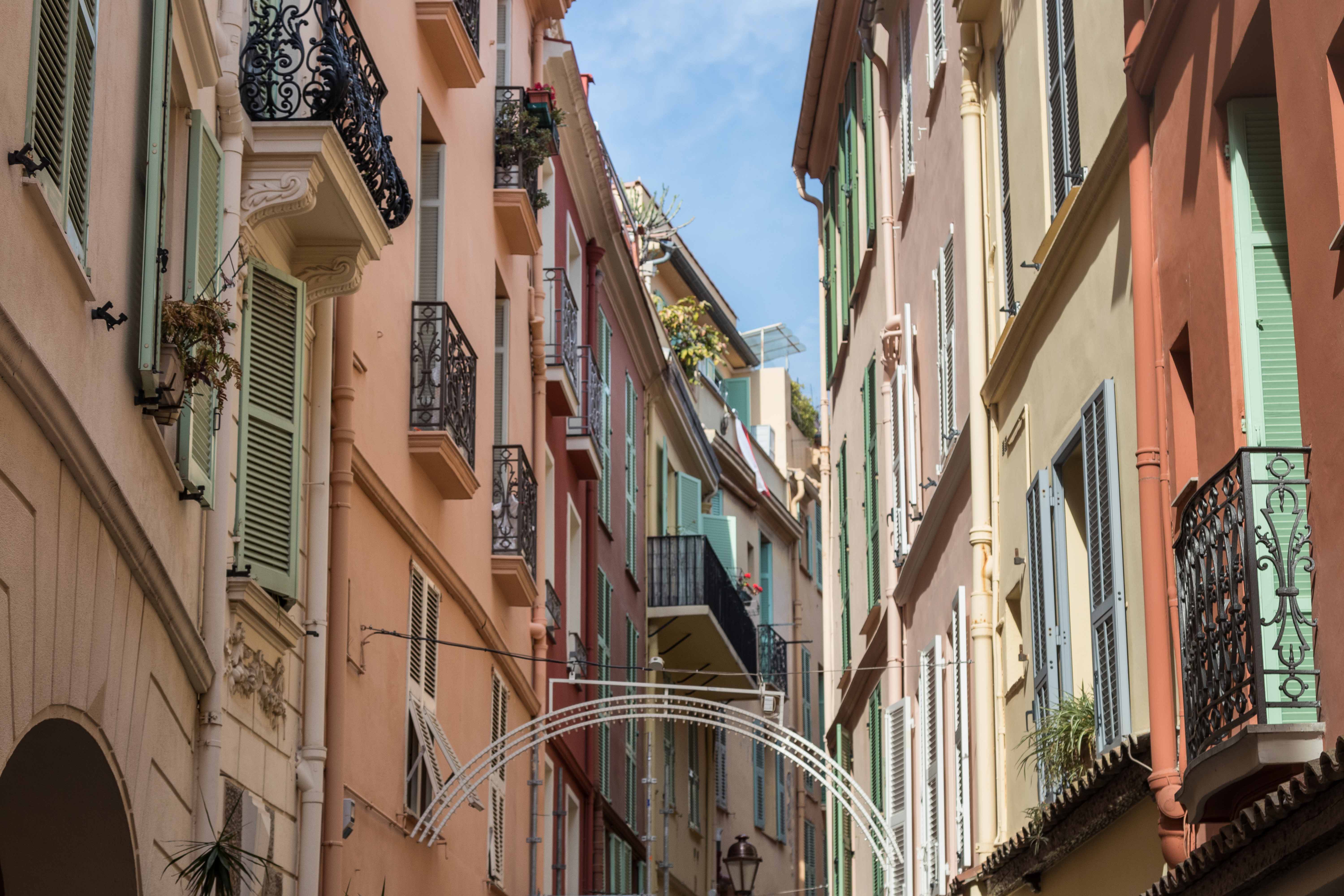 Mediterranean Cruise: the French Riviera | https://www.roseclearfield.com