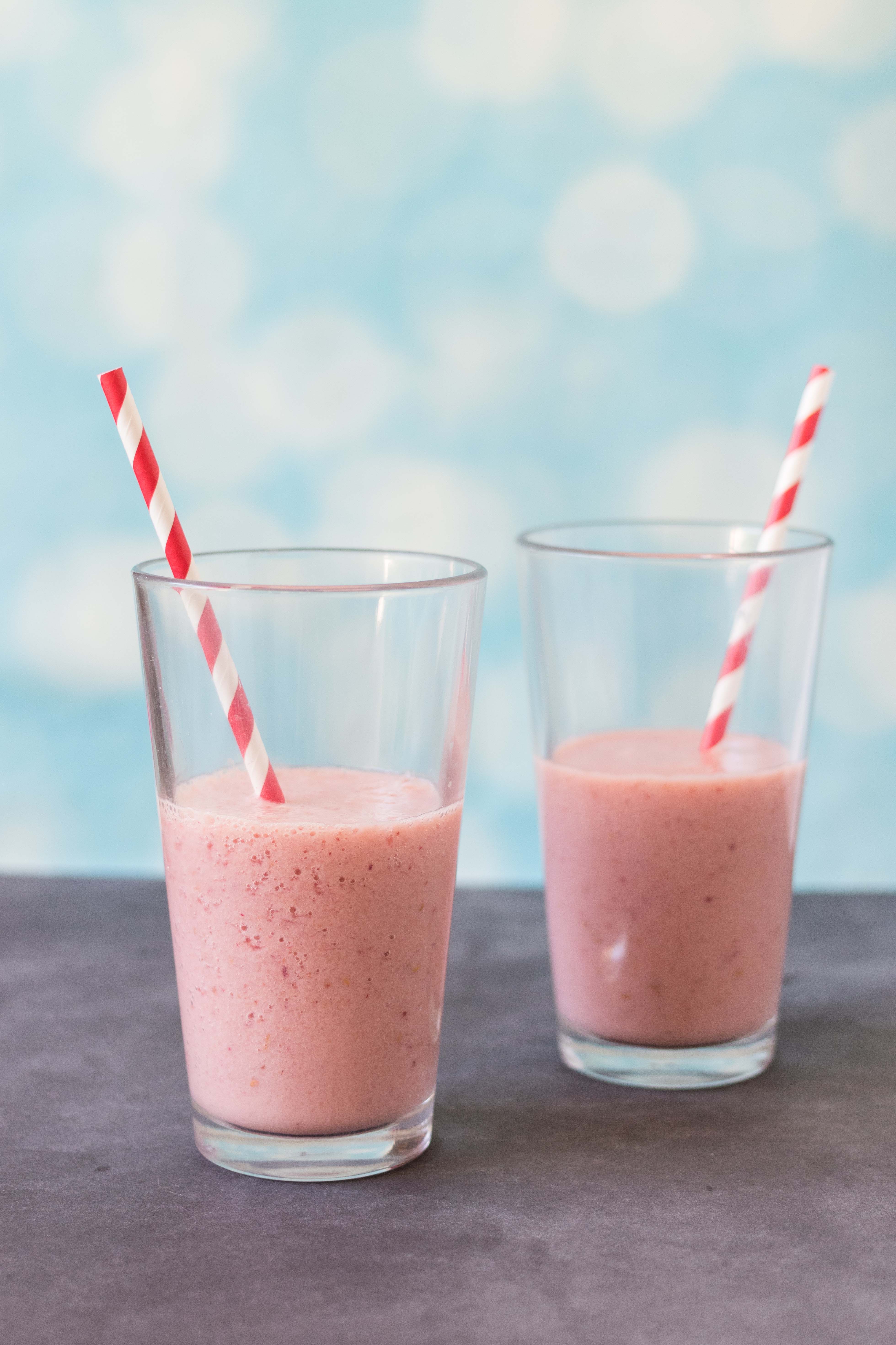 Raspberry Peach Coconut Smoothie | https://www.roseclearfield.com