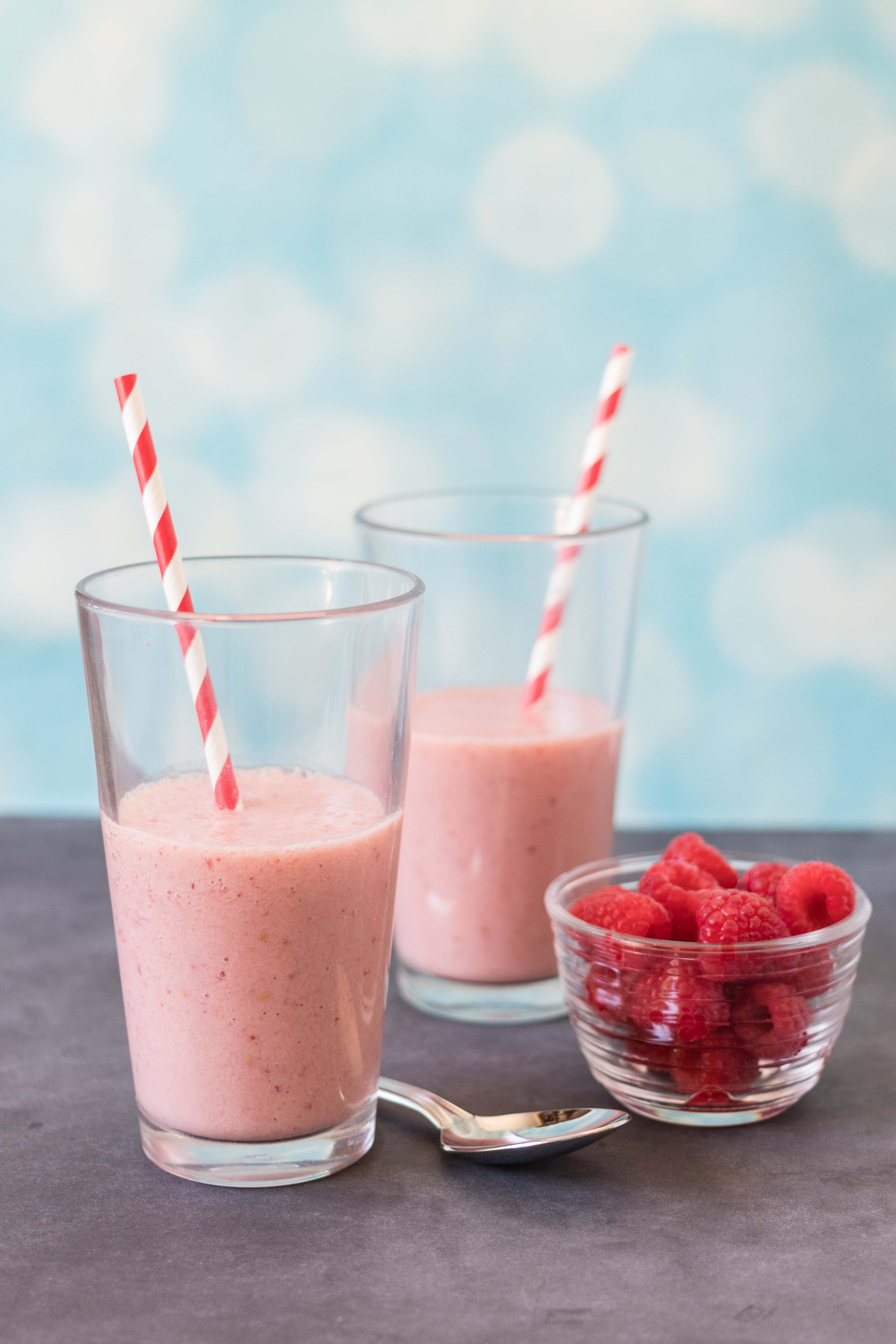 Raspberry Peach Coconut Smoothie | https://www.roseclearfield.com