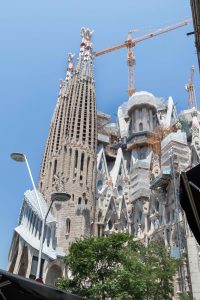 Barcelona Sagrada Familia Exterior | https://www.roseclearfield.com