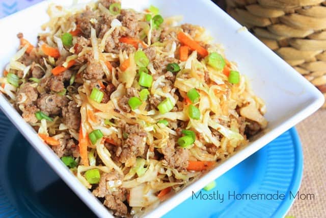 Back to School Healthy Lunches for Adults - Egg Roll in a Bowl via Mostly Homemade Mom | https://www.roseclearfield.com