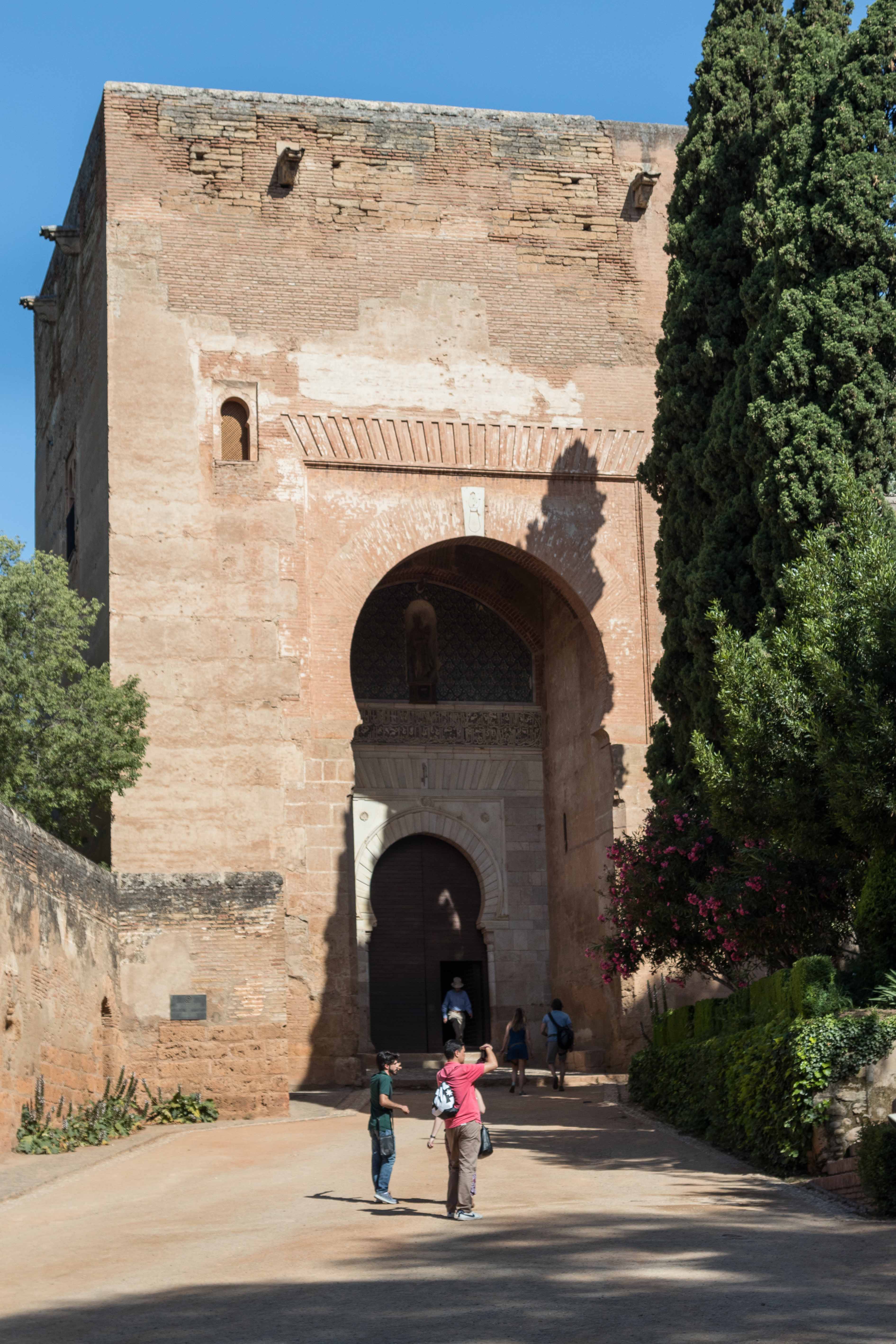 Mediterranean Cruise: Alhambra Palace, Granada, Spain | https://www.roseclearfield.com