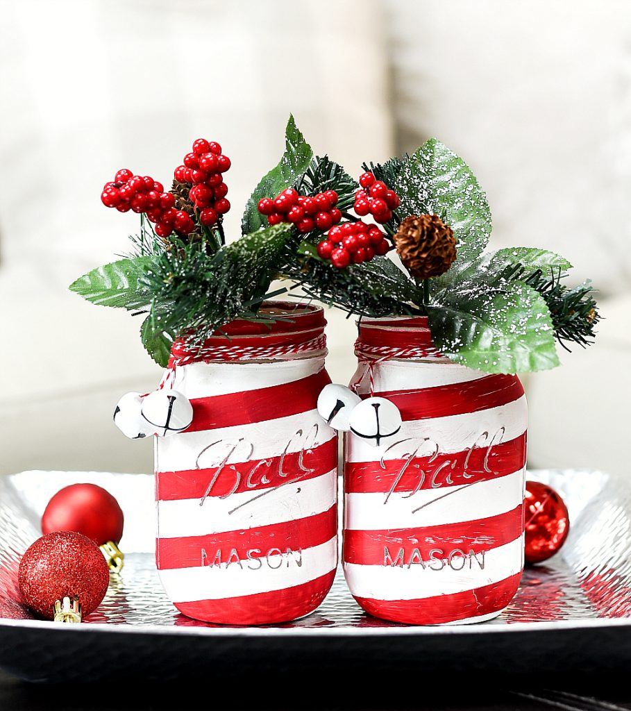 DIY Christmas Mason Jar Decor - Candy Cane Mason Jars via Mason Jar Crafts Love | https://www.roseclearfield.com