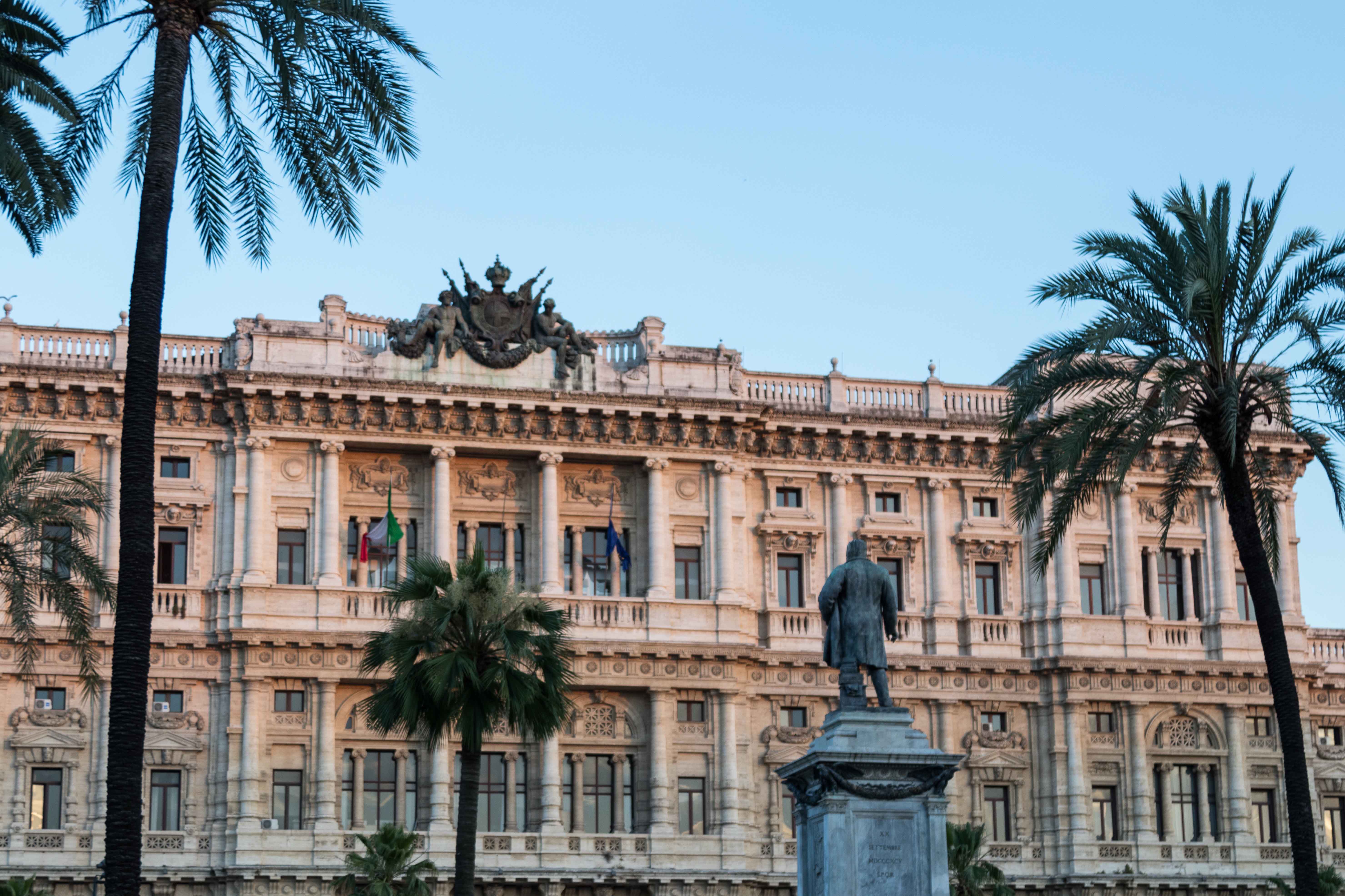 Rome at Golden Hour | https://www.roseclearfield.com